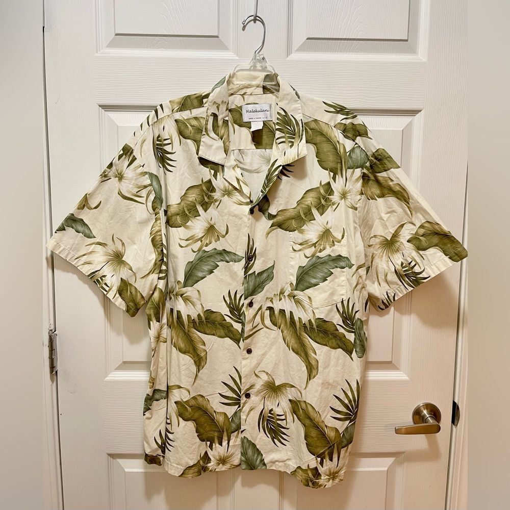 Halekulani Mens Hawaiian Shirt Button Short Sleeve Size 3XL Floral Made in Hawai